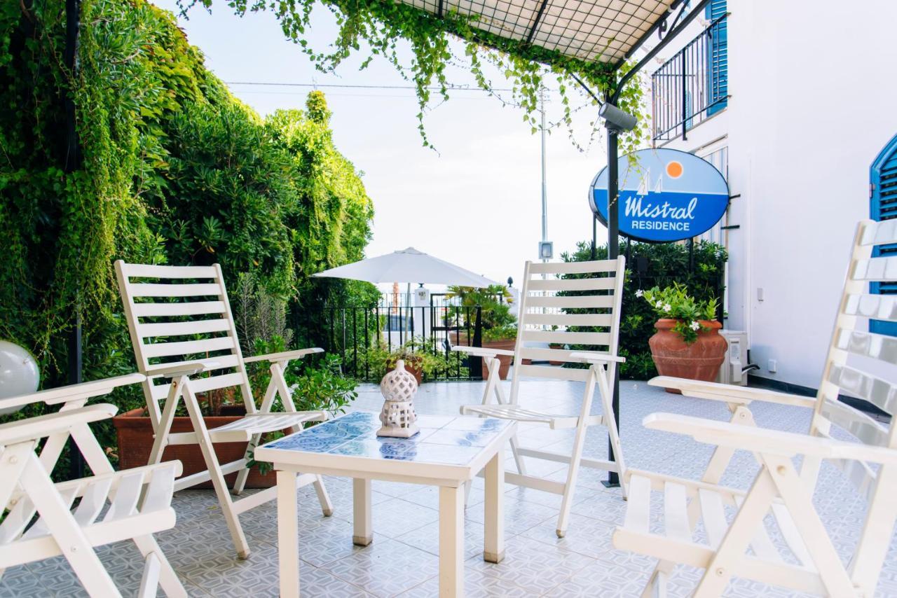 Mistral Residence Canneto  Exterior foto